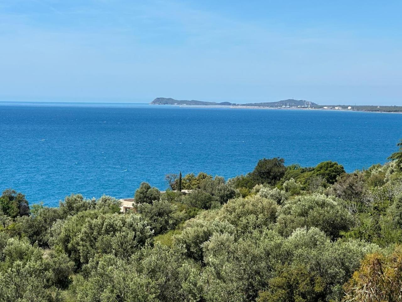 Eid Mar Hostel Vlorë Buitenkant foto